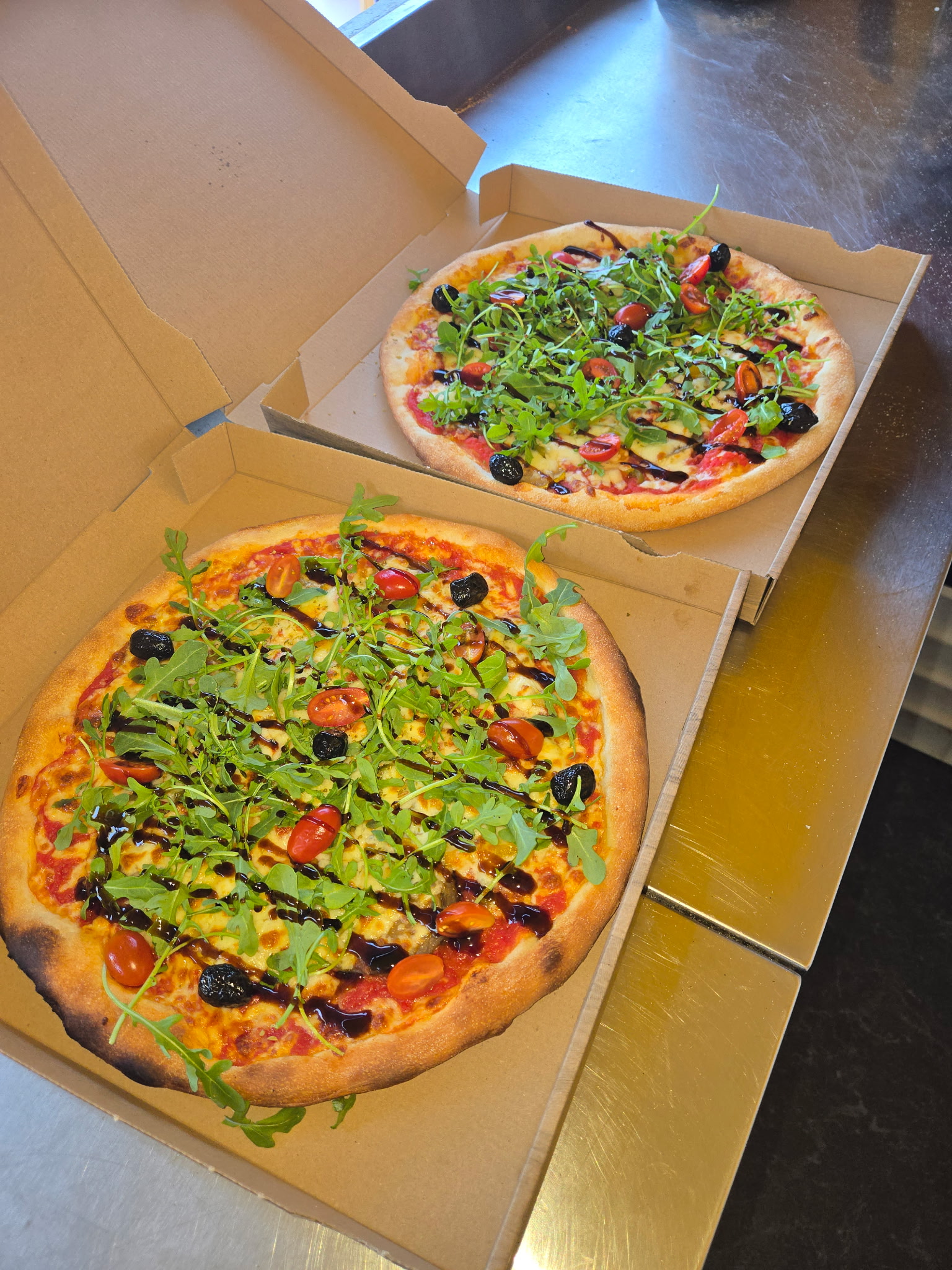 Pizza La Familia